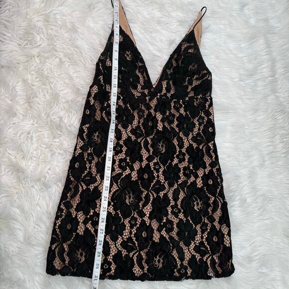Free People Women's Dangerous Love Lace Minidress Size 4 Black - Picture 14 of 16